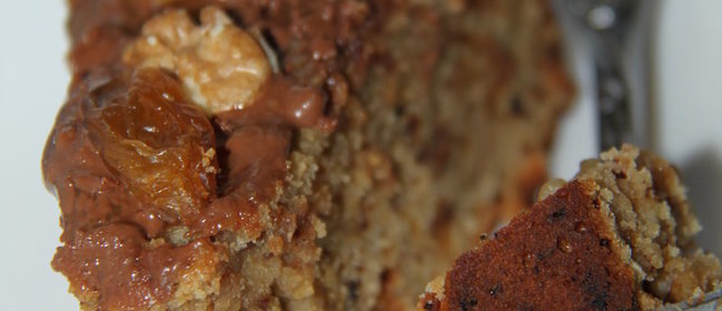 Творожный кексовый пирог с изюмово-грецким насыщением