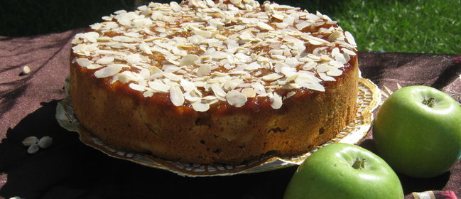 Яблочный пирог с кардамоном (Сardamom Apple Cake)/