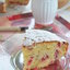 Ванильно-сметанный кекс с красной смородиной