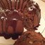 Шоколадный кекс с орехами и изюмом